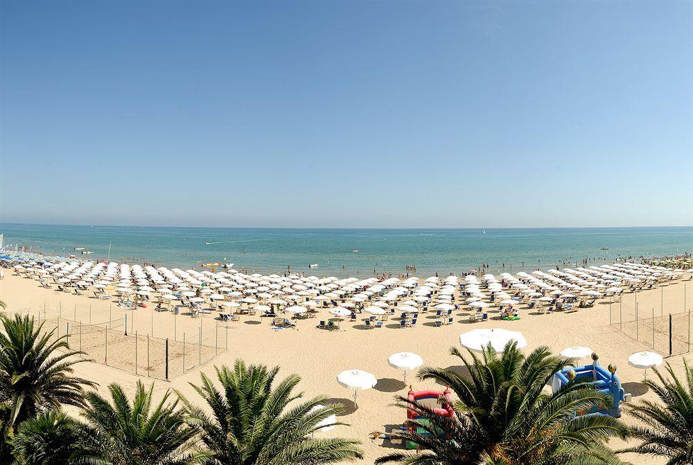 Grand Hotel Berti Silvi Marina Dış mekan fotoğraf