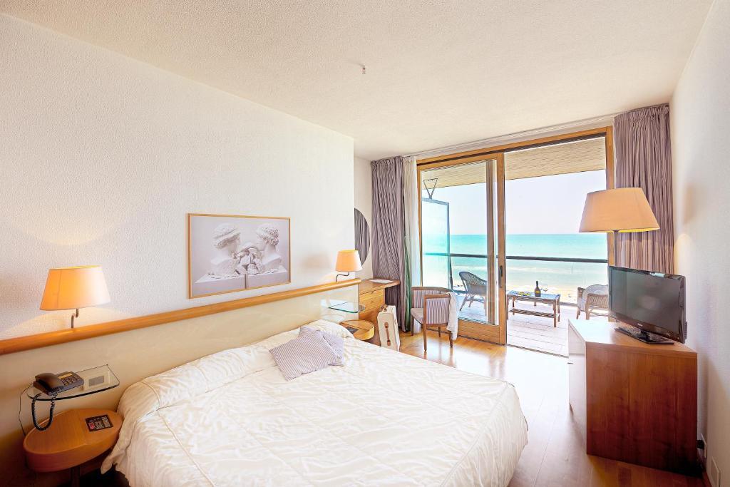Grand Hotel Berti Silvi Marina Oda fotoğraf